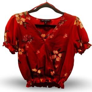 One Clothing Cropped Floral Blouse Size Medium Romantic Feminine Stretch Bright